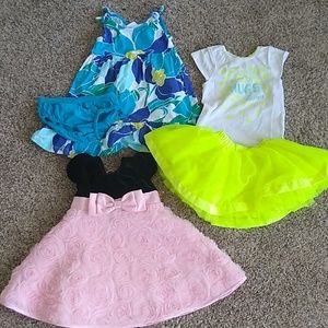 ⭐ 3/$13 Lot of girls 18 mo dresses